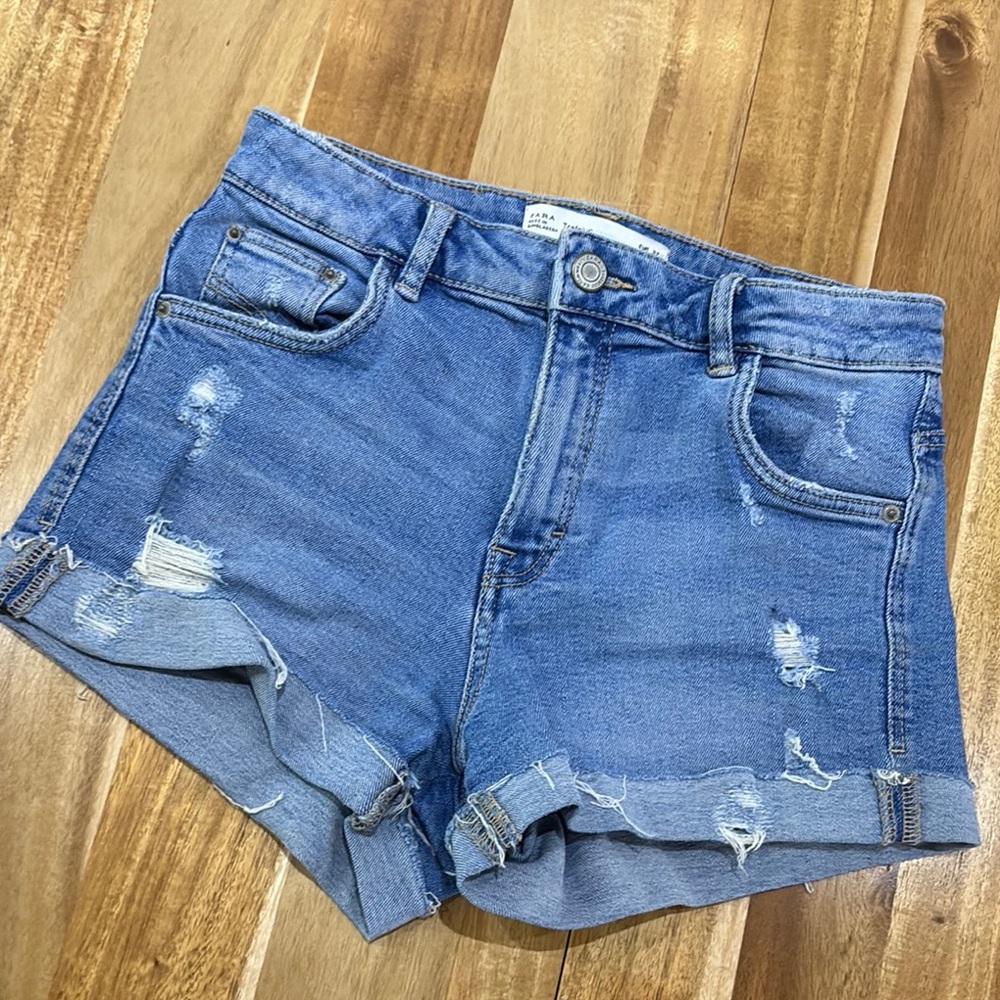 Zara Denim Distressed Women Shorts